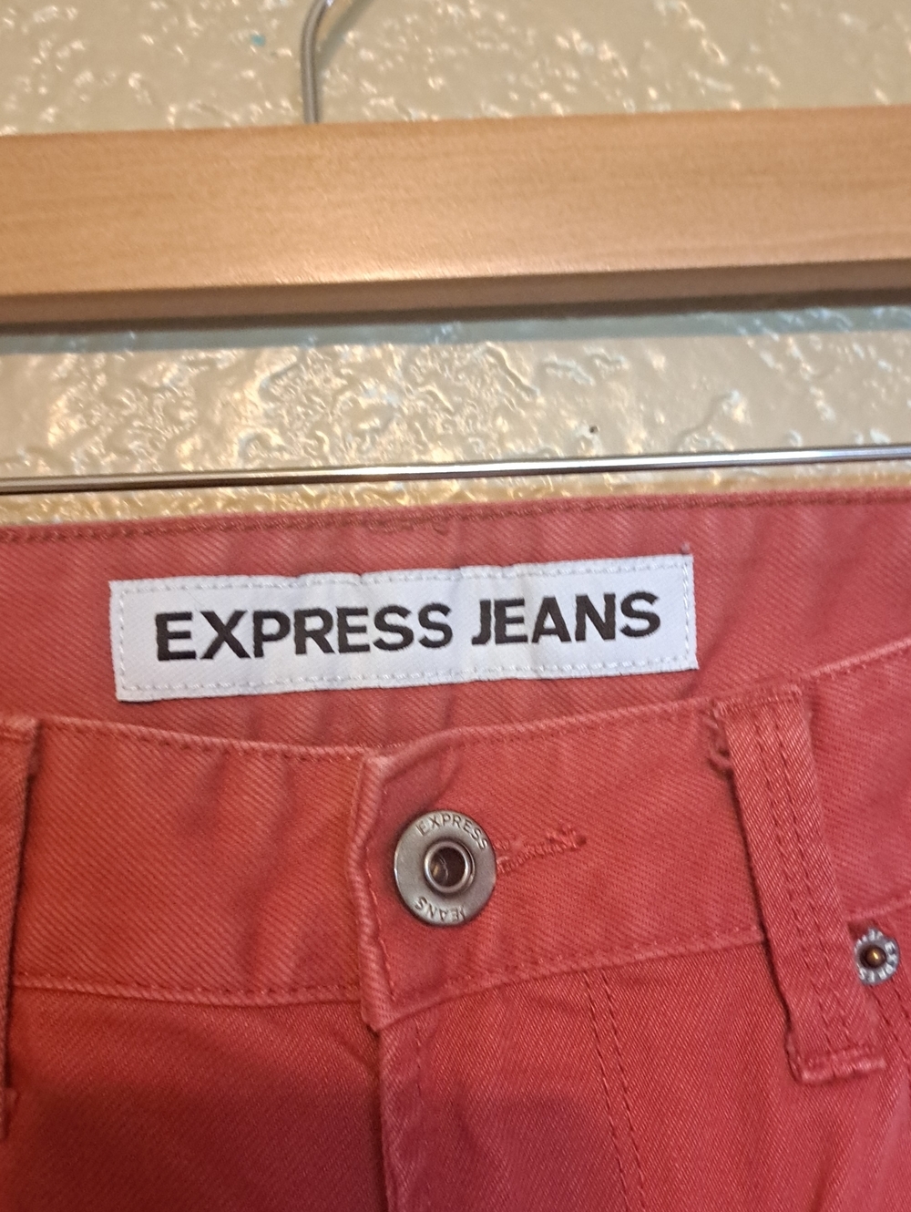 Express Women's Rusty Rose Skinny Jeans. Size 32. - Picture 3 of 12